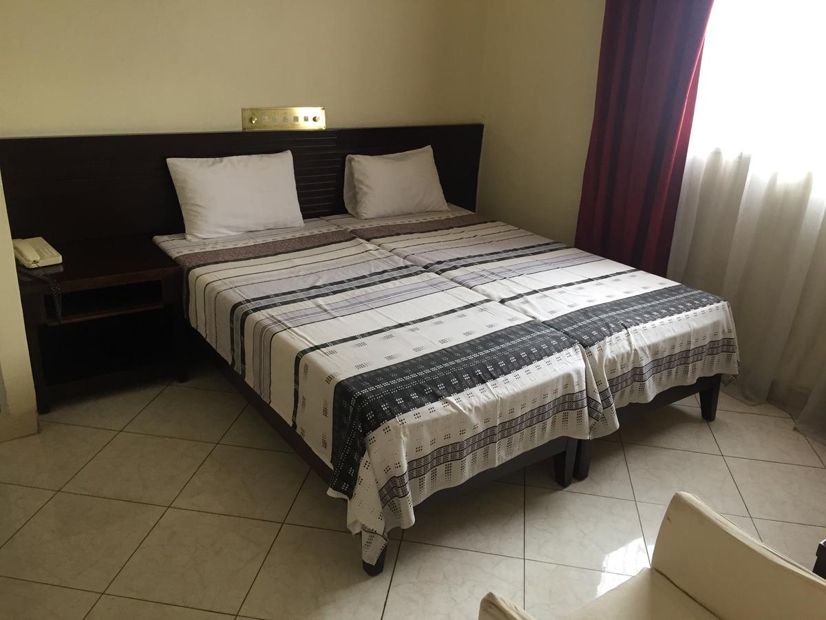 White Palace Hotel Antananarivo Exterior photo